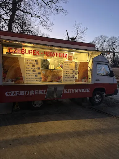 CZEBUREKI Z KRYMU FOOD TRUCK